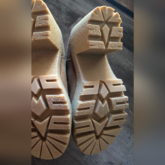 Brand New Without Box Steve Madden Charges Platform Suede Boots Size: 7 - Picture 8 of 8